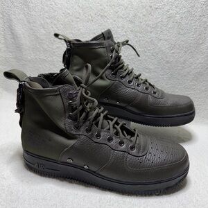 Nike SF Air Force 1 Mid Sequoia 917753-300 Size M 10.5 Dark Green High-Top